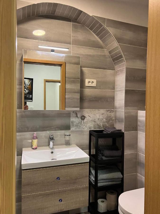 Apartma Mia Črni Kal Extérieur photo